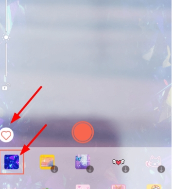在无他相机APP中将贴纸收藏的操作流程截图