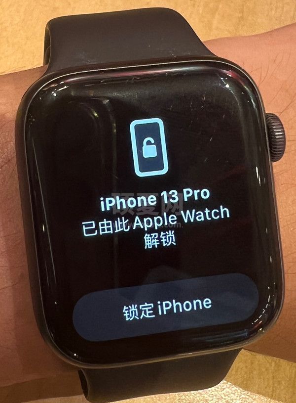 iphone13pro戴口罩解锁怎么设置?iphone13pro戴口罩使用手表解锁教程截图