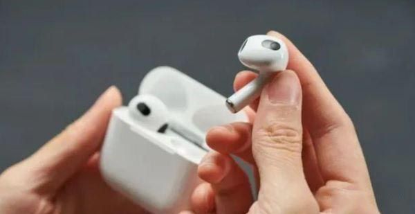 airpods3与airpods2哪款好 airpods3和airpods2区别对比讲解截图